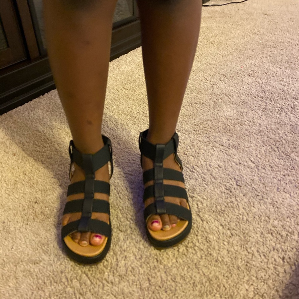 Girls sandals. Like brand new